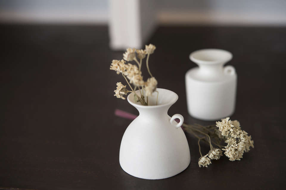 ARTISTS & PRODUCT BRANDS|asanomi木村麻子(釧路)/陶器一輪挿し